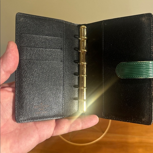 Louis Vuitton Epi Agenda PM Day-planner Cover. - Picture 8 of 14